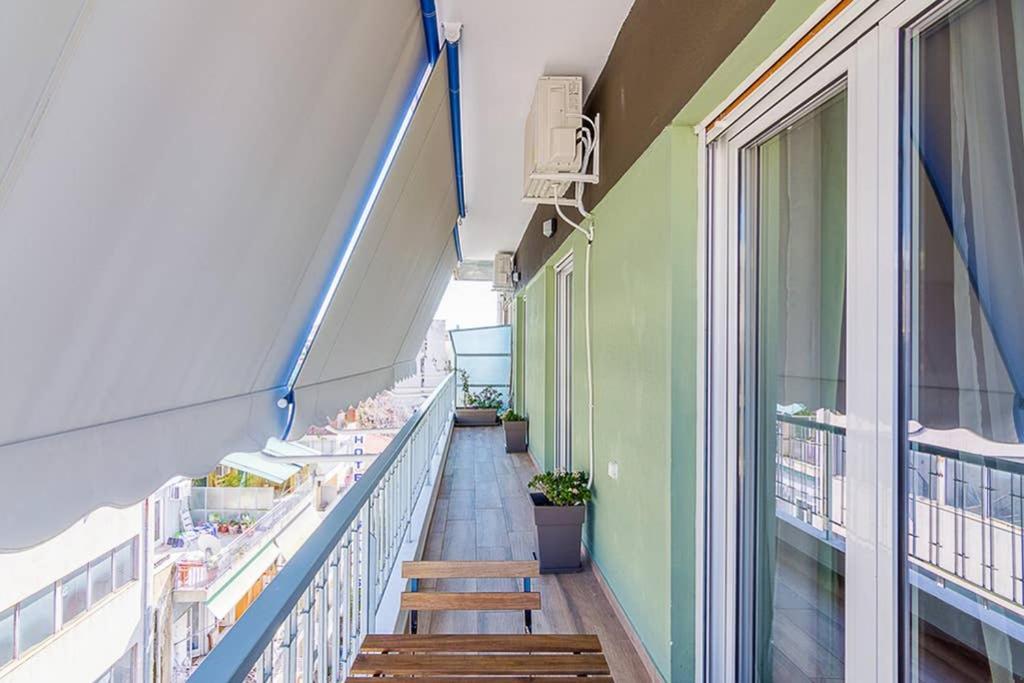 Bright Apartment For 6 Ppl In Афины Экстерьер фото