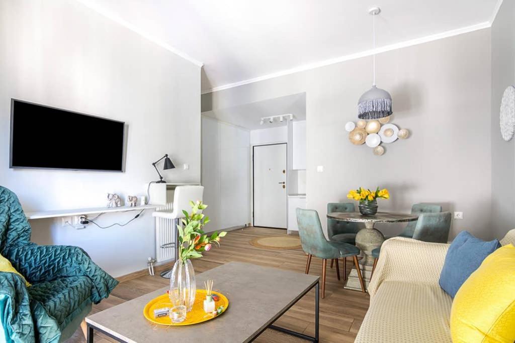Bright Apartment For 6 Ppl In Афины Экстерьер фото
