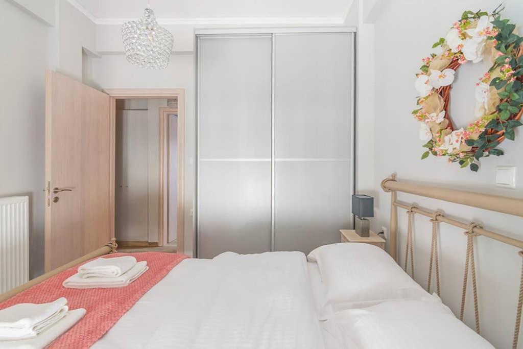Bright Apartment For 6 Ppl In Афины Экстерьер фото